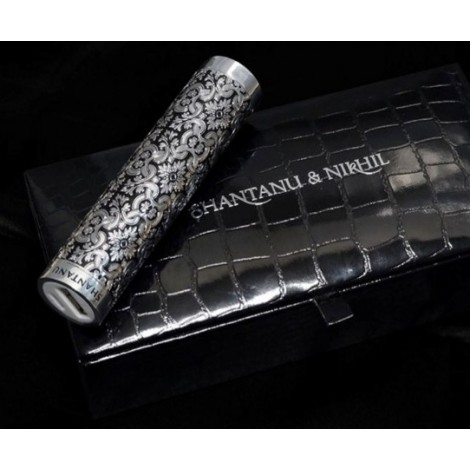Shantanu Nikhil Power Bank