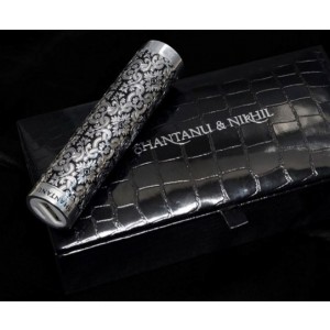 Shantanu Nikhil Power Bank