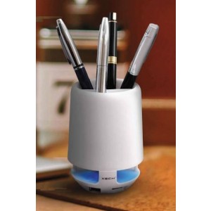 Pen stand bluetooth speaker