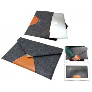 Boardroom Felt Sleeve